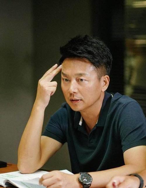 刘奕君爆料女儿视频